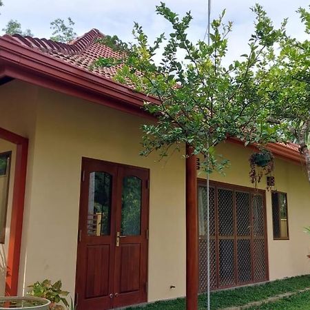 El-Nivasa Villa Weligama Exterior foto